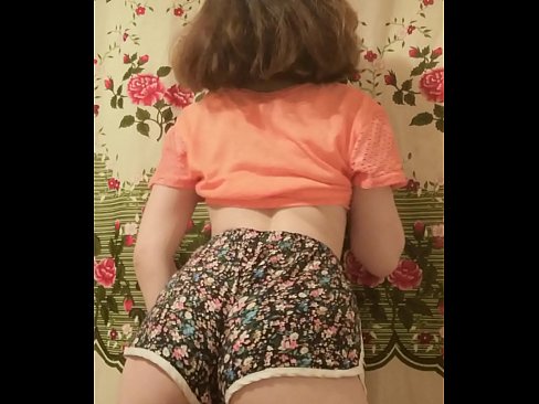 ❤️ Babe muda seksi menanggalkan seluar pendeknya pada kamera ❤❌ Lucah dubur pada kami